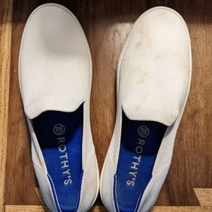 Women's Rothy sneakers